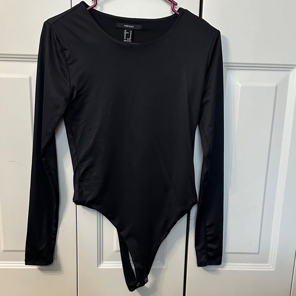 Forever 21 Black Long Sleeve Scoop Neck Bodysuit